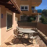 Naika Studios & Apartments