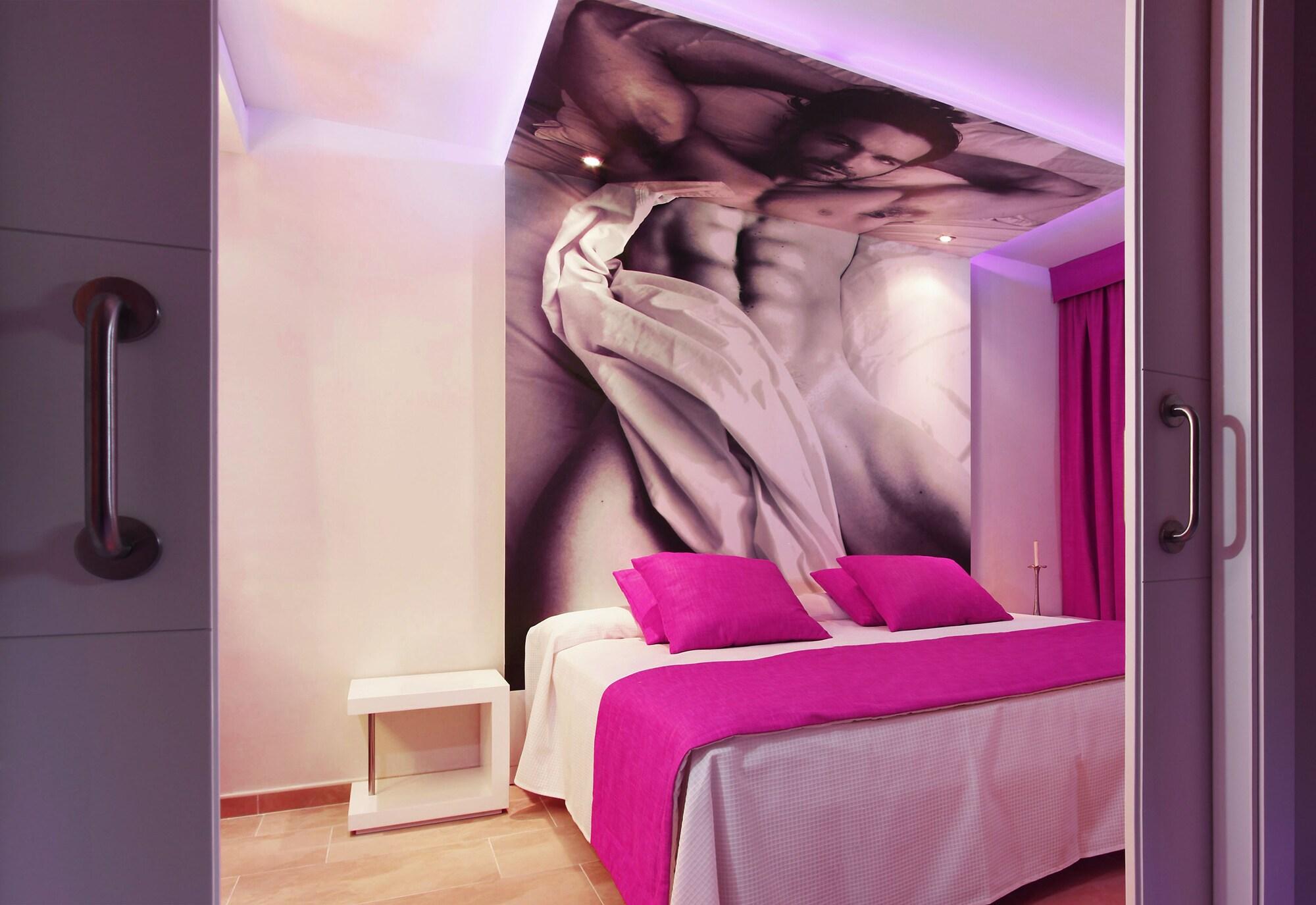 By Trh (adults Only) Apartment *