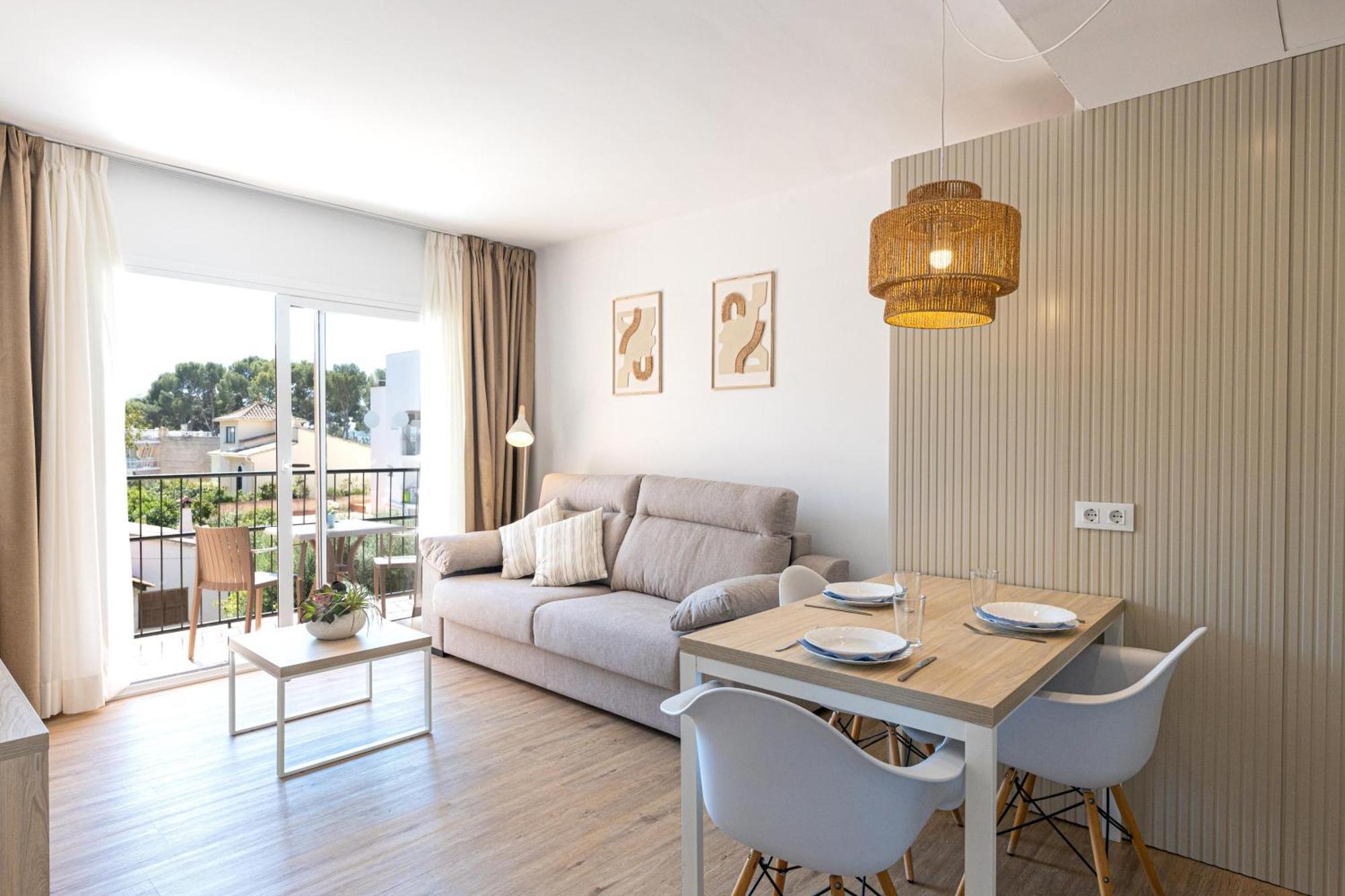 Aparthotel Martinez 2*