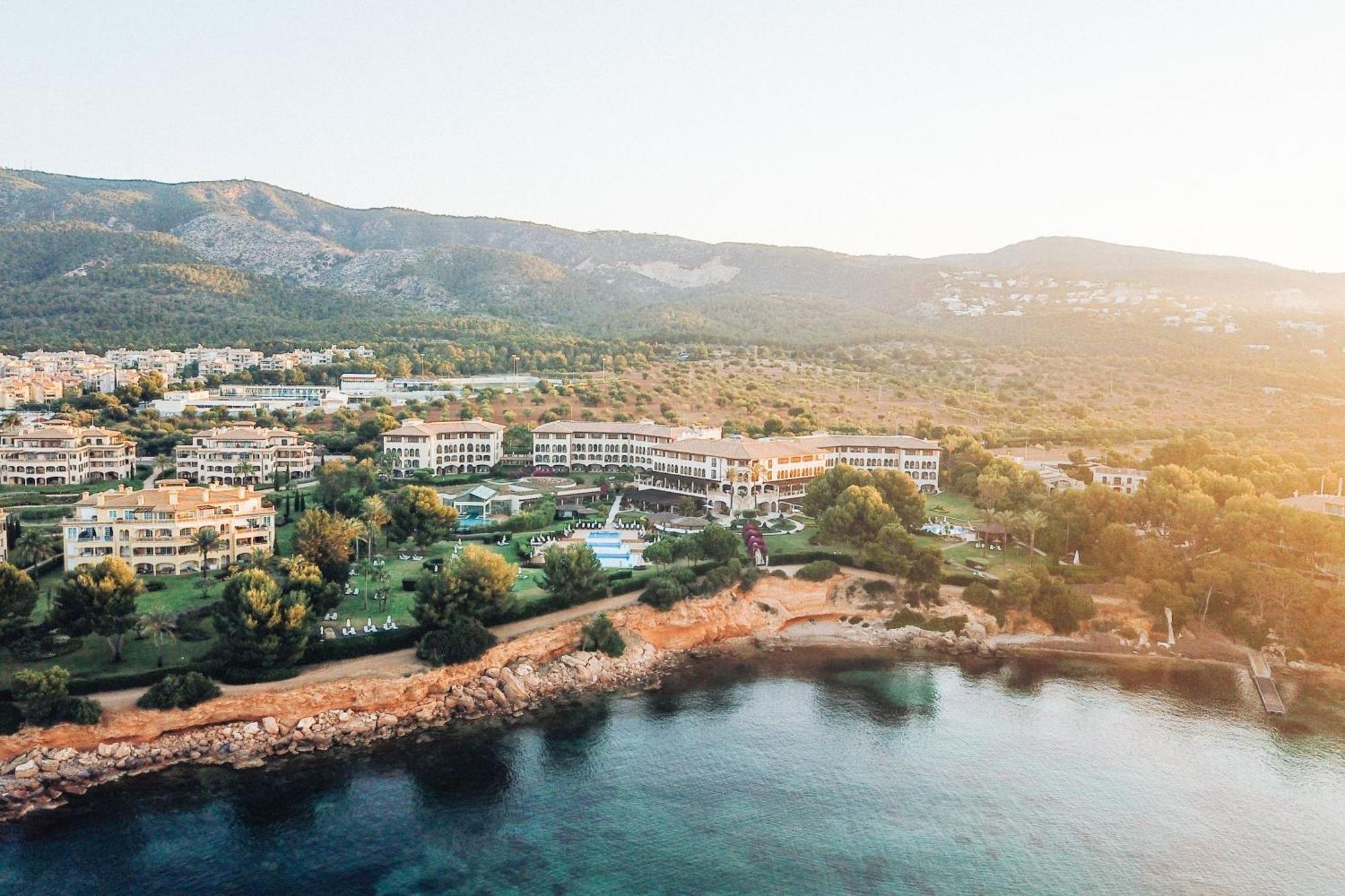The St. Regis Mardavall Mallorca Palma Nova (Mallorca)