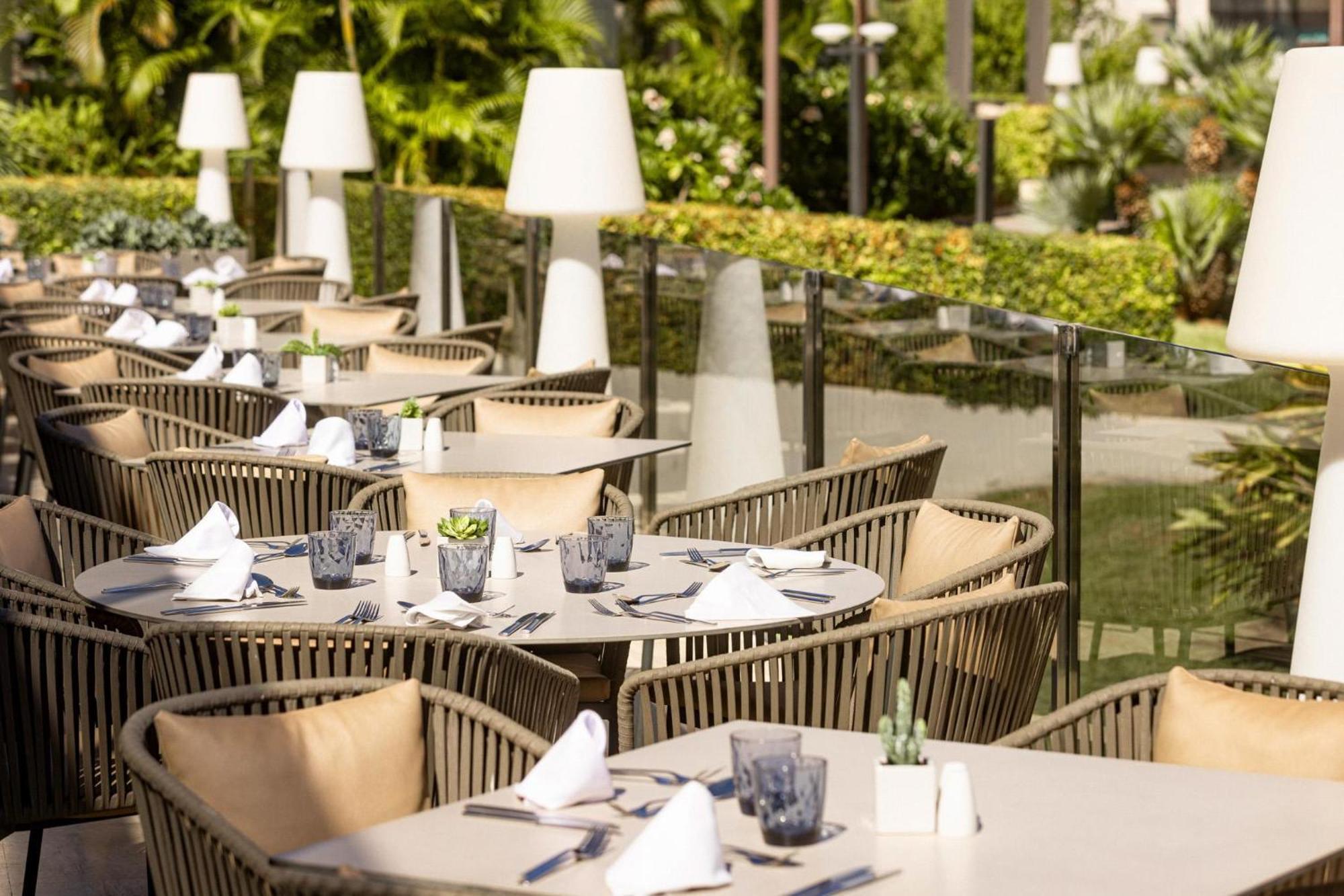 Zafiro Palace Aparthotel 5*