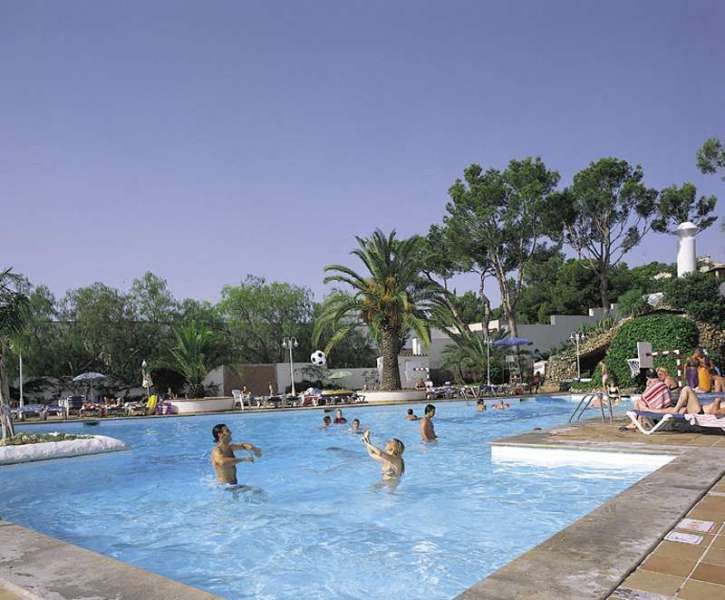 Globales Mimosa Hotel 4*