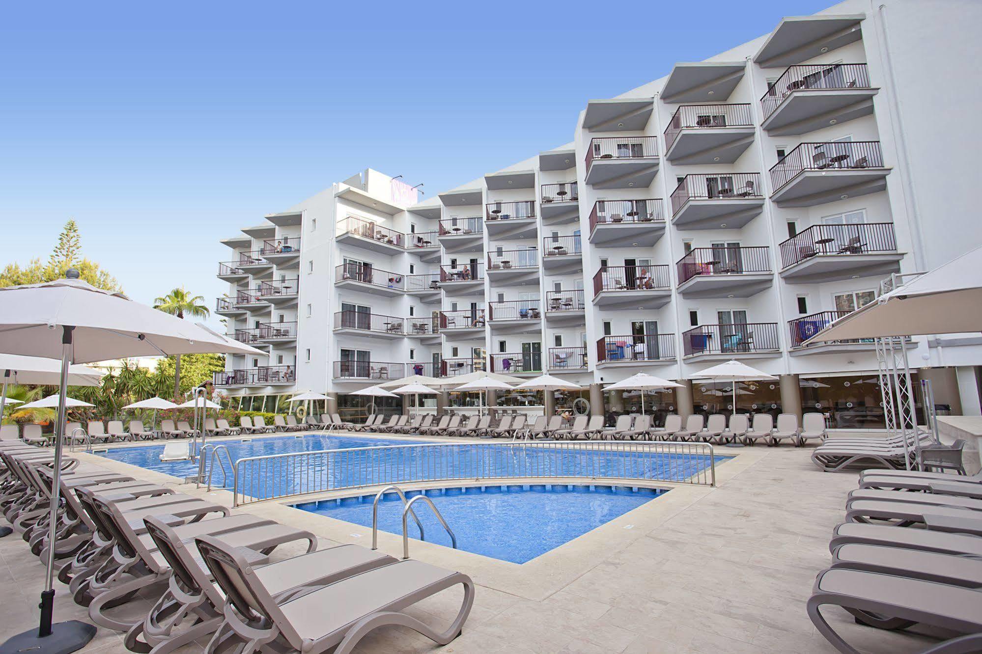Fergus Bermudas 4* Palmanova
