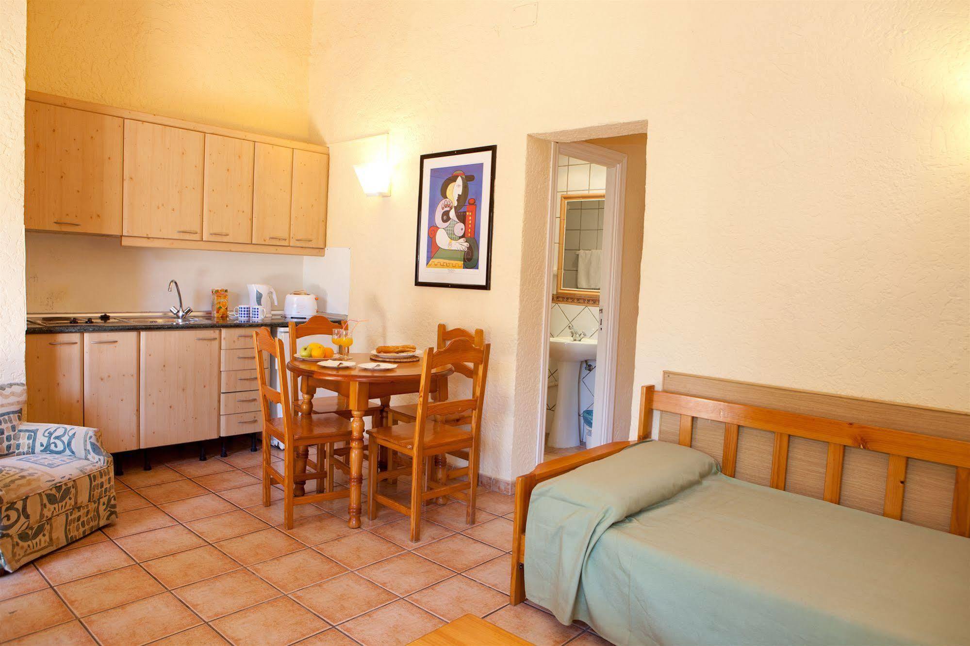 Naika & Apartamento Palmanova