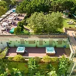 Hotel Agua Beach \