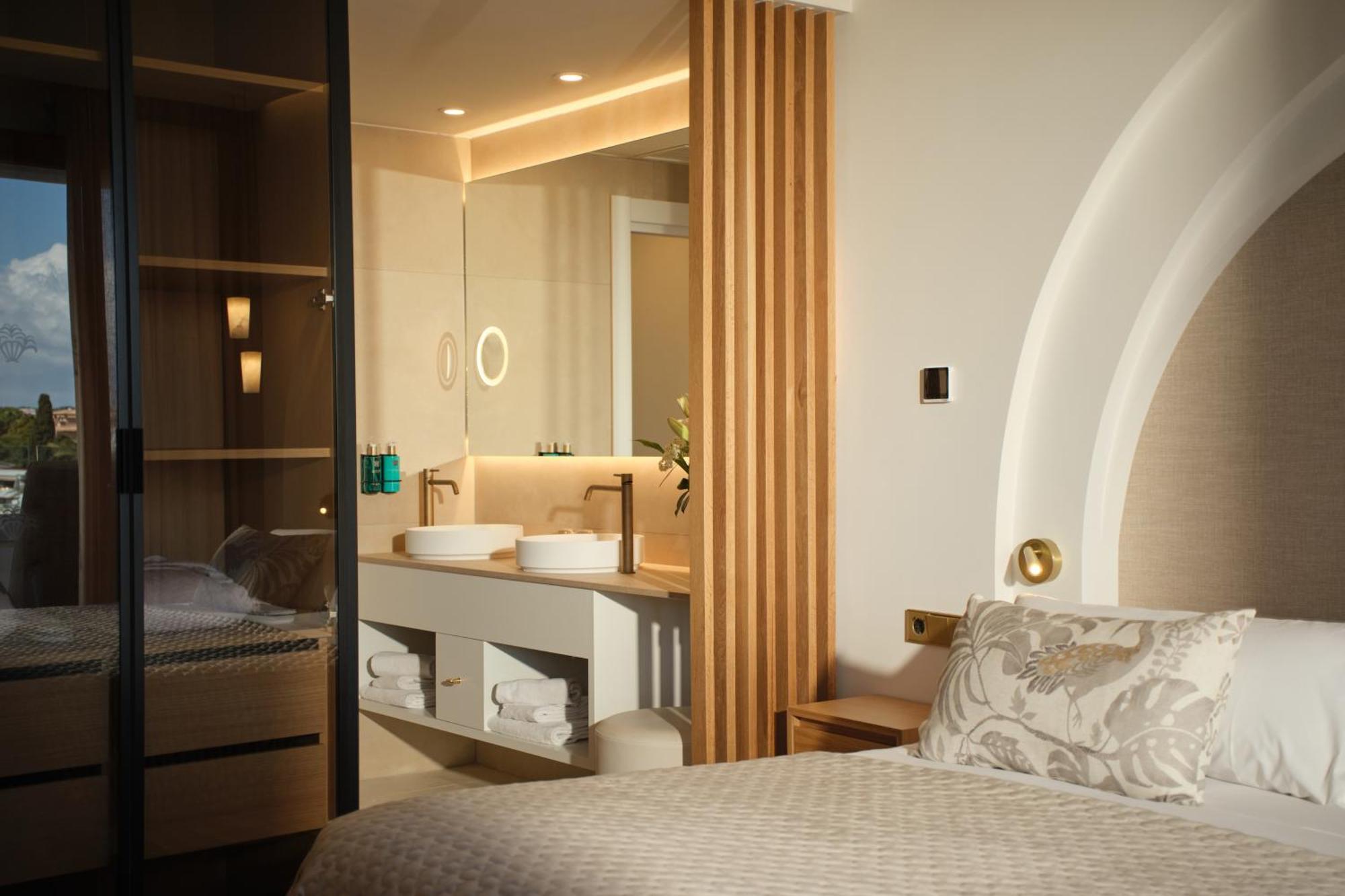 Hotel Son Caliu Oasis 4*