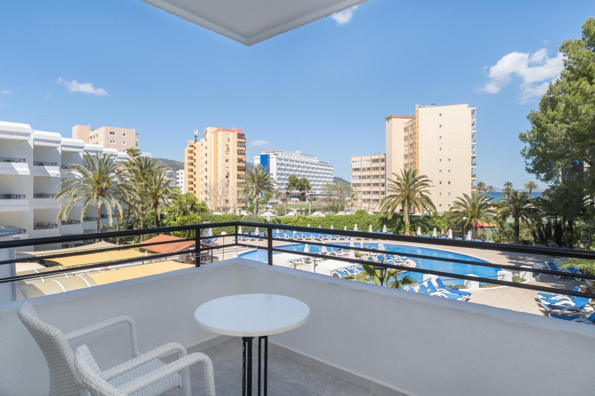 Apartahotel Sol Lunamar - Adults Only