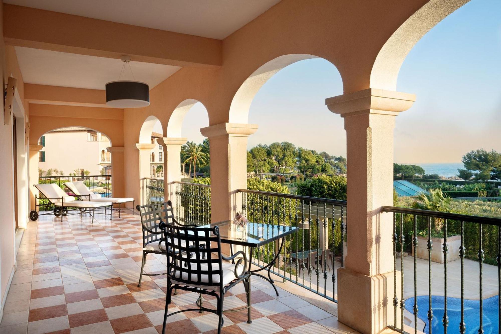 Resort The St. Regis Mardavall Mallorca 5*