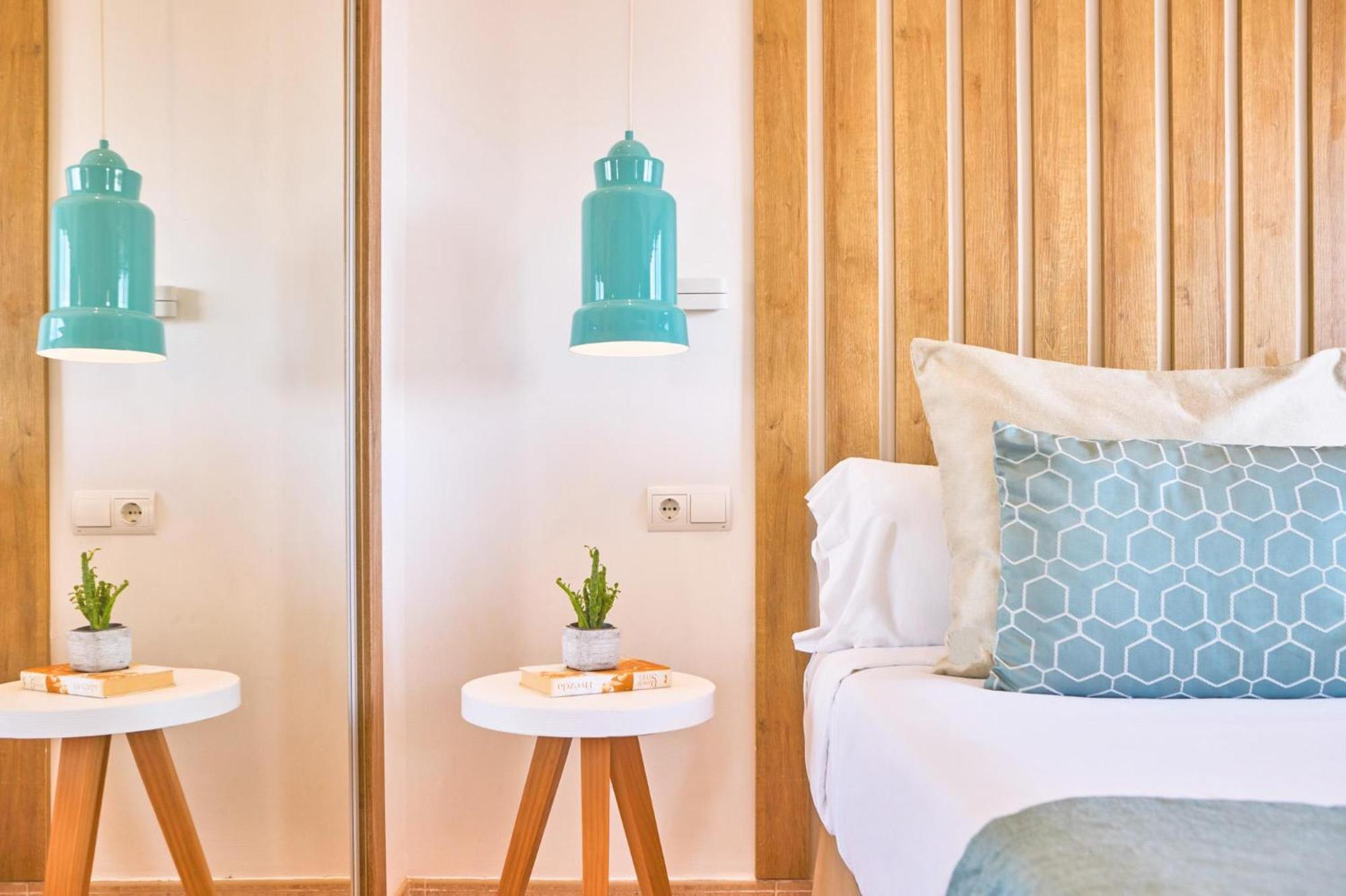 Apartahotel Zafiro 4*