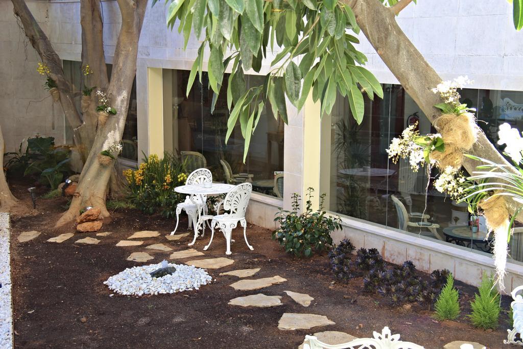 Son Caliu Oasis Hotel 4*