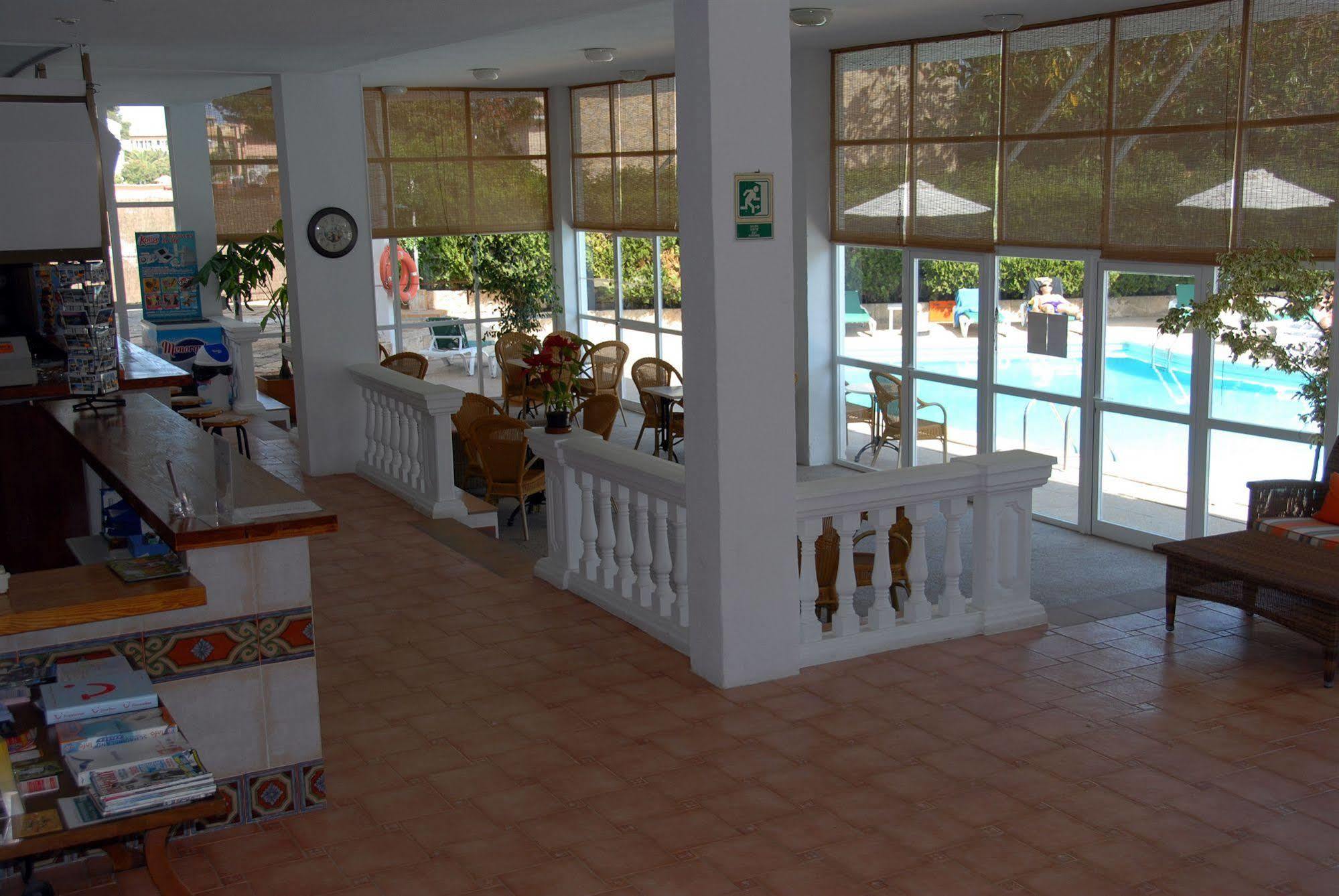 Martha's Aparthotel 2*