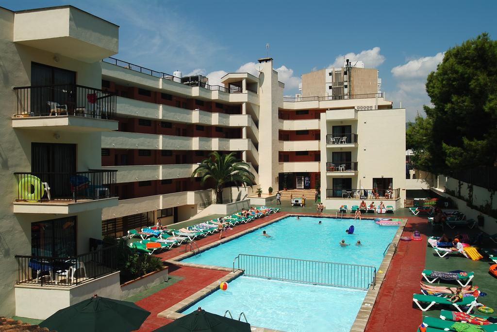 Intertur Waikiki 3*