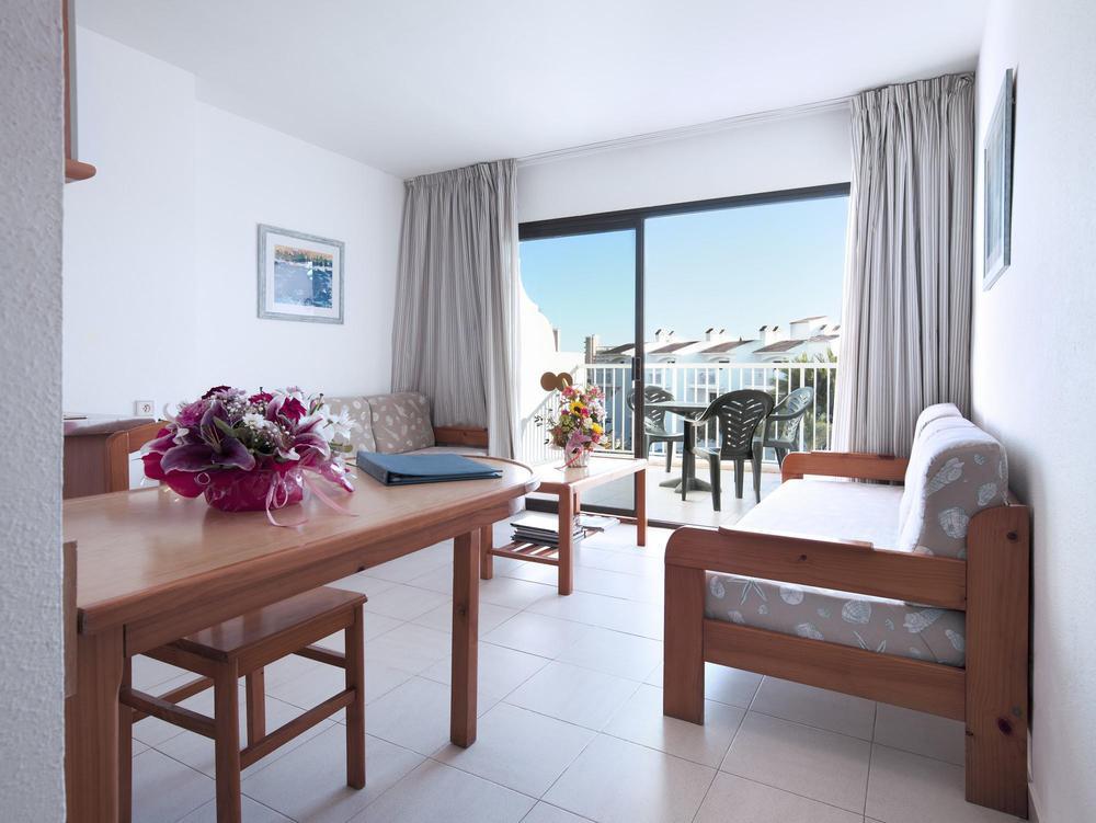 Aparthotel Playas Ca's Saboners