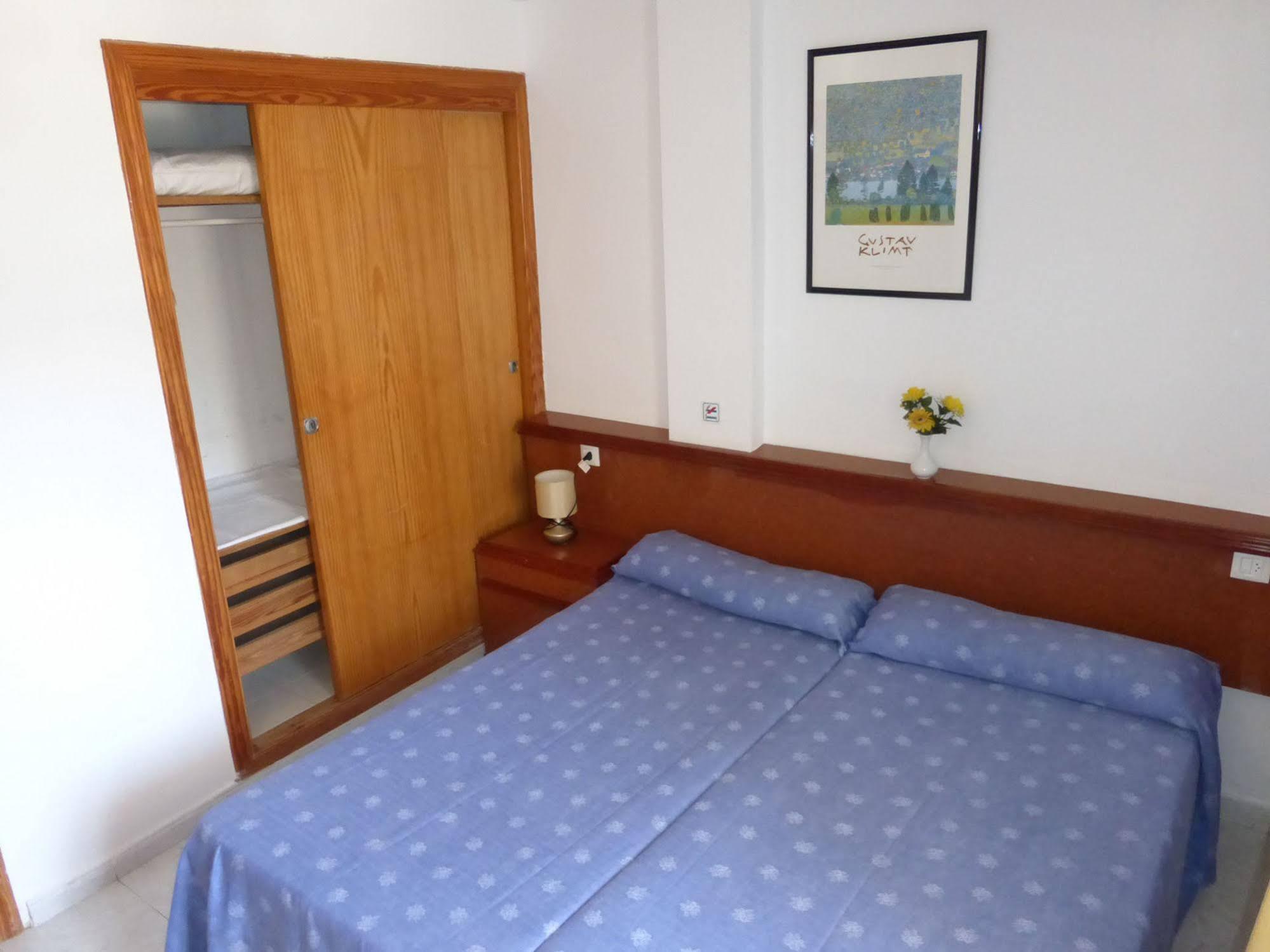 Balear Apartment *